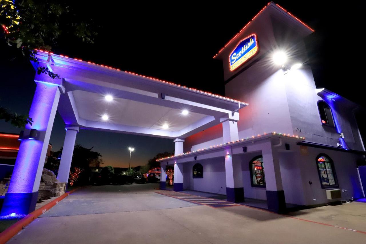 Scottish Inn And Suites Houston-Jones Road Louetta Экстерьер фото