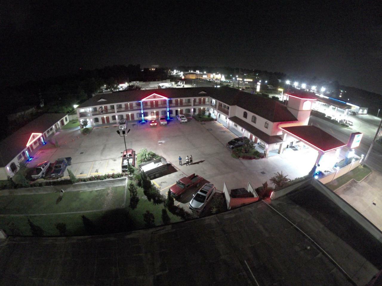 Scottish Inn And Suites Houston-Jones Road Louetta Экстерьер фото